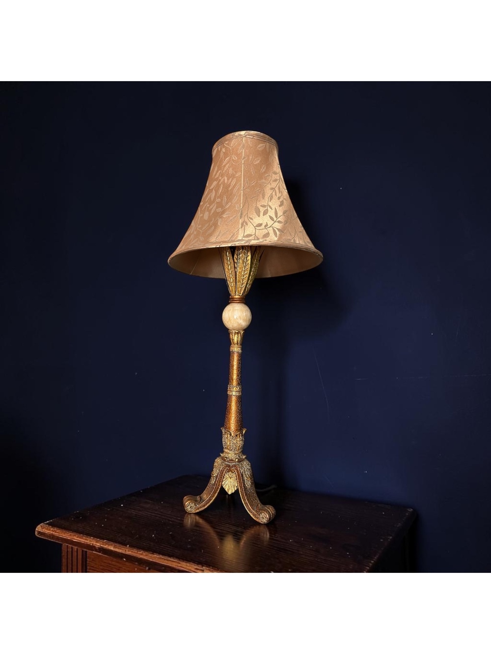 Vintage Hollywood Regency Neoclassical Gilt Lamp w/ Marbled Orb & Metal Leaves